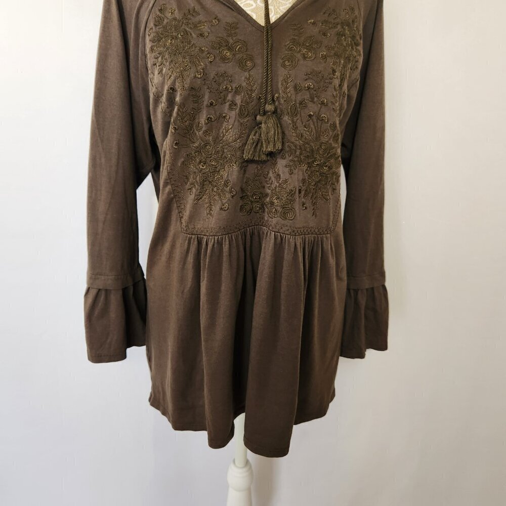 J Jill Women's Size L Pine Green Embroidered Tassel Tie Bell Sleeve Peplum Top - Picture 4 of 16